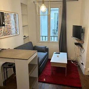 Appartement Charmant Xi, Paris